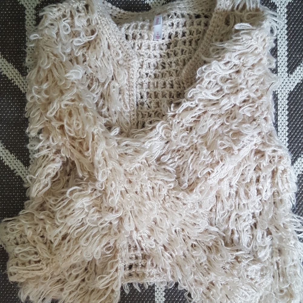 Funky loop cardigan